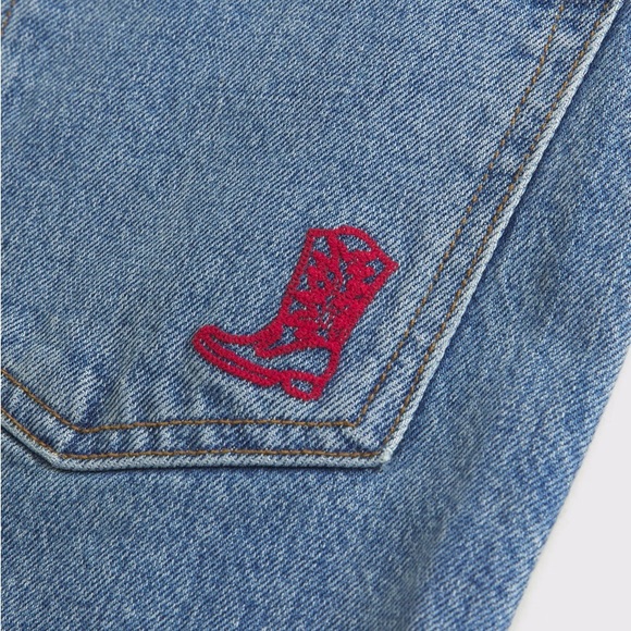 Abercrombie & Fitch High Rise 90s Relaxed Jeans (NWT) - Picture 1 of 3